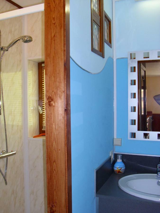 Holiday Home"Monsieur Nips" Érezée Exterior foto